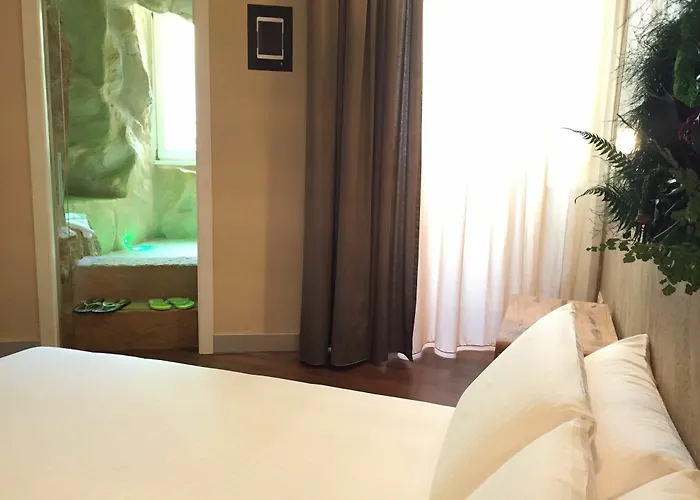 Irooms Station Konukevi 4*