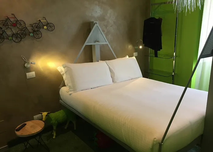 Irooms Station 4*