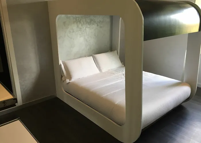 Irooms Station